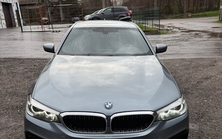 BMW 5 серия, 2019 год, 3 000 000 рублей, 2 фотография