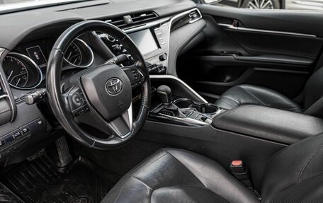 Toyota Camry, 2018 год, 1 787 600 рублей, 5 фотография