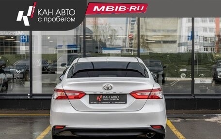 Toyota Camry, 2018 год, 1 787 600 рублей, 4 фотография