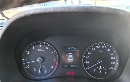 Hyundai Solaris II рестайлинг, 2017 год, 1 350 000 рублей, 19 фотография