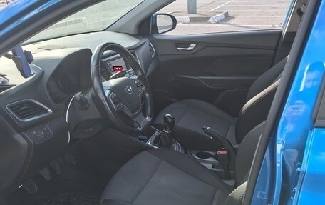 Hyundai Solaris II рестайлинг, 2017 год, 1 350 000 рублей, 17 фотография