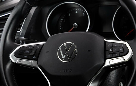 Volkswagen Tiguan II, 2021 год, 2 849 000 рублей, 13 фотография