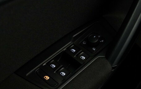 Volkswagen Tiguan II, 2021 год, 2 849 000 рублей, 27 фотография