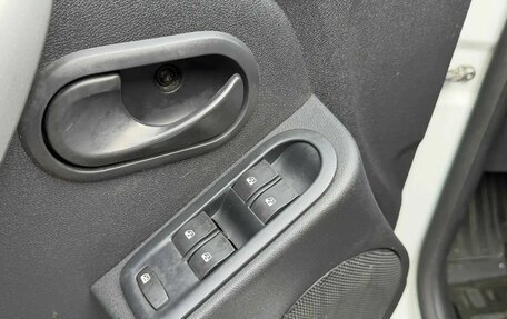 Renault Duster I рестайлинг, 2013 год, 934 000 рублей, 8 фотография