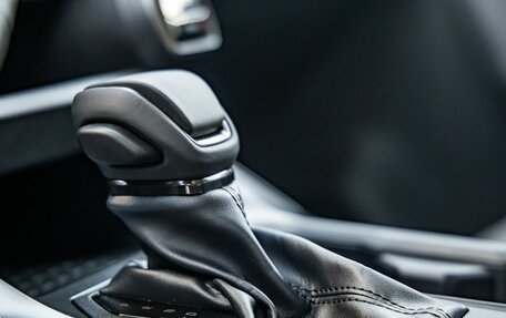 Toyota RAV4, 2026 год, 4 698 000 рублей, 30 фотография