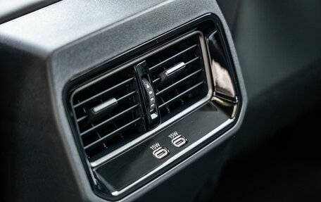 Toyota RAV4, 2026 год, 4 698 000 рублей, 32 фотография