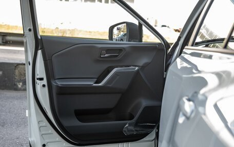 Toyota RAV4, 2026 год, 4 698 000 рублей, 34 фотография