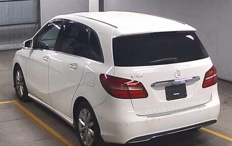 Mercedes-Benz B-Класс, 2015 год, 1 450 000 рублей, 4 фотография