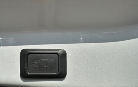 Toyota RAV4, 2020 год, 3 980 000 рублей, 24 фотография