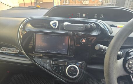 Toyota Aqua I, 2019 год, 1 300 000 рублей, 12 фотография