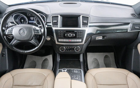 Mercedes-Benz GL-Класс, 2015 год, 3 099 000 рублей, 10 фотография