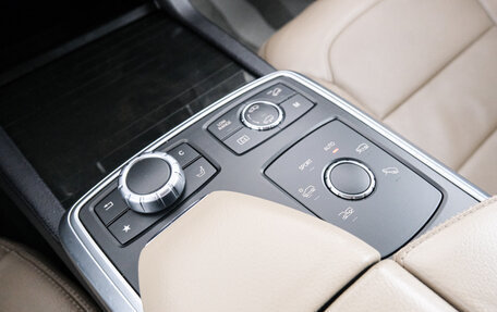 Mercedes-Benz GL-Класс, 2015 год, 3 099 000 рублей, 17 фотография