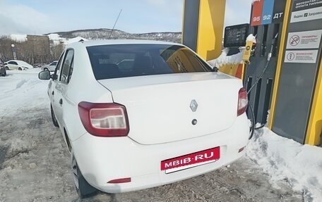 Renault Logan II, 2017 год, 530 000 рублей, 3 фотография
