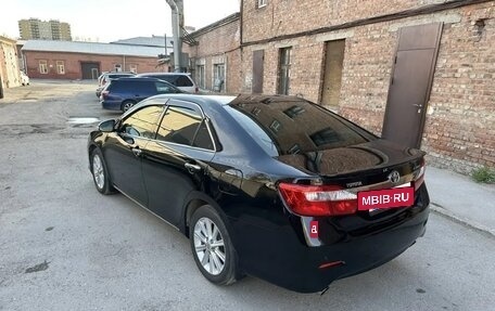 Toyota Camry, 2011 год, 1 600 000 рублей, 5 фотография