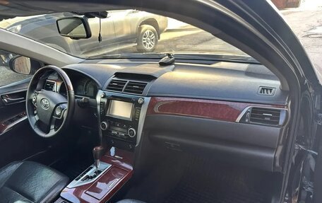 Toyota Camry, 2011 год, 1 600 000 рублей, 9 фотография