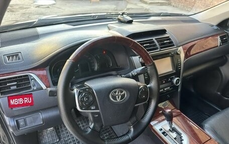 Toyota Camry, 2011 год, 1 600 000 рублей, 7 фотография