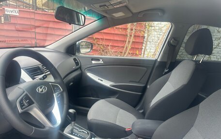 Hyundai Solaris II рестайлинг, 2013 год, 735 000 рублей, 7 фотография