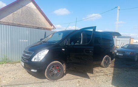 Hyundai H-1 II рестайлинг, 2008 год, 1 250 000 рублей, 5 фотография