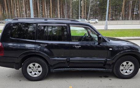 Mitsubishi Pajero III рестайлинг, 2006 год, 1 250 000 рублей, 2 фотография