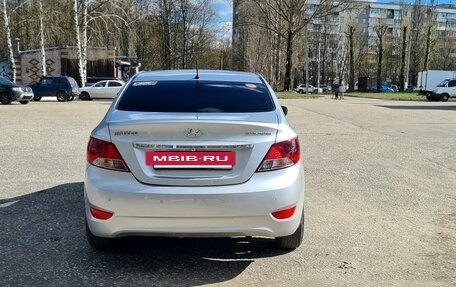 Hyundai Solaris II рестайлинг, 2012 год, 720 000 рублей, 4 фотография