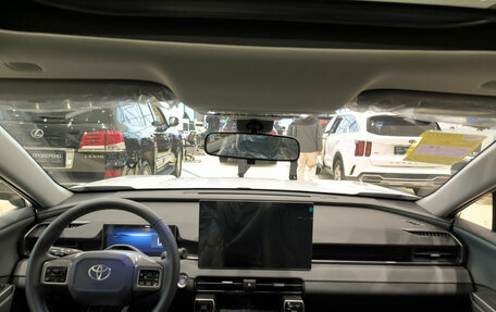 Toyota RAV4, 2026 год, 4 750 000 рублей, 14 фотография