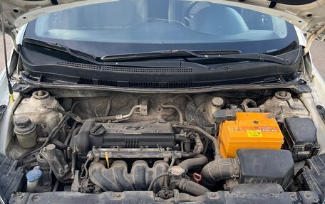 Hyundai Solaris II рестайлинг, 2012 год, 710 000 рублей, 13 фотография