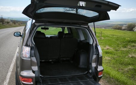 Mitsubishi Outlander III рестайлинг 3, 2010 год, 1 280 000 рублей, 6 фотография