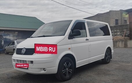 Volkswagen Transporter T5 рестайлинг, 2007 год, 1 150 000 рублей, 2 фотография