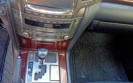 Lexus LX III, 2011 год, 3 500 000 рублей, 6 фотография