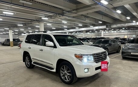 Toyota Land Cruiser 200, 2013 год, 5 050 000 рублей, 2 фотография