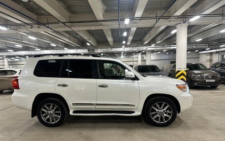 Toyota Land Cruiser 200, 2013 год, 5 050 000 рублей, 7 фотография