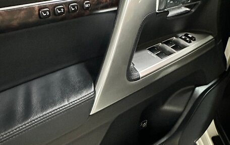 Toyota Land Cruiser 200, 2013 год, 5 050 000 рублей, 14 фотография