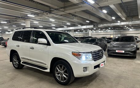Toyota Land Cruiser 200, 2013 год, 5 050 000 рублей, 8 фотография