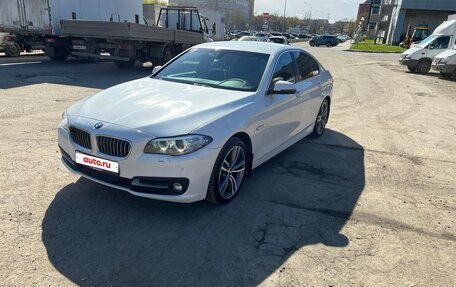 BMW 5 серия, 2016 год, 1 850 000 рублей, 2 фотография