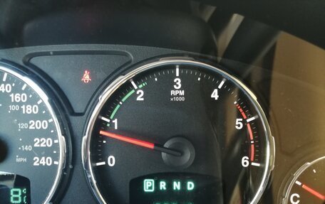 Jeep Cherokee, 2012 год, 2 100 000 рублей, 14 фотография