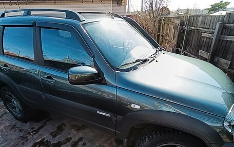 Chevrolet Niva I рестайлинг, 2018 год, 850 000 рублей, 2 фотография