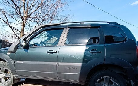 Chevrolet Niva I рестайлинг, 2018 год, 850 000 рублей, 4 фотография