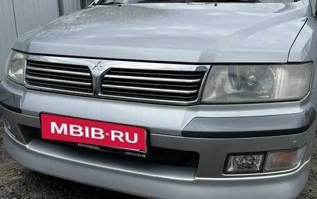 Mitsubishi Space Wagon III, 2001 год, 350 000 рублей, 1 фотография