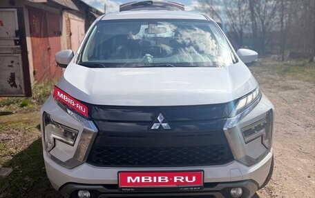 Mitsubishi Xpander, 2023 год, 2 600 000 рублей, 1 фотография