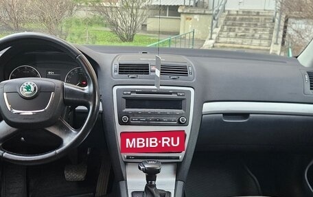 Skoda Octavia, 2011 год, 725 000 рублей, 8 фотография