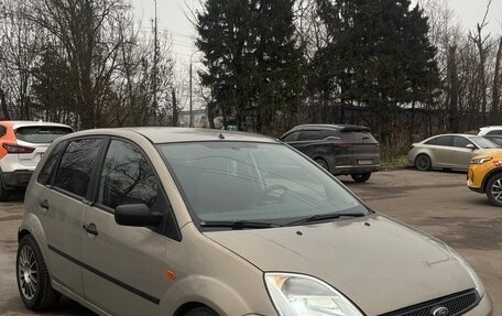 Ford Fiesta, 2003 год, 350 000 рублей, 3 фотография