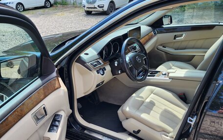 Mercedes-Benz E-Класс, 2014 год, 1 820 000 рублей, 6 фотография