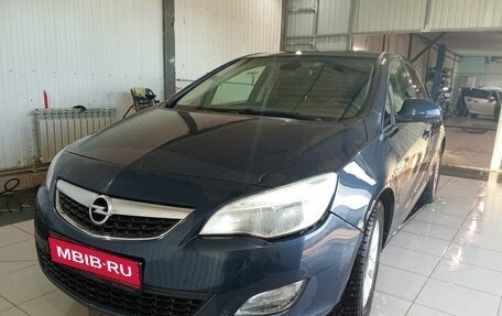 Opel Astra J, 2011 год, 655 000 рублей, 1 фотография