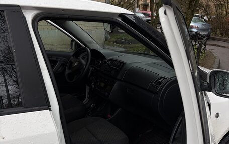 Skoda Fabia II, 2013 год, 730 000 рублей, 8 фотография