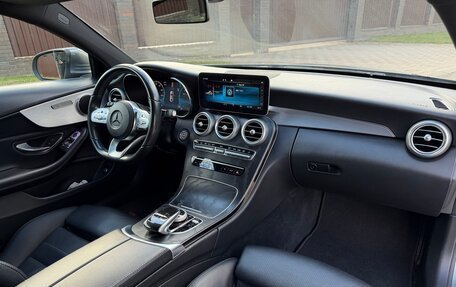 Mercedes-Benz C-Класс, 2018 год, 3 050 000 рублей, 9 фотография