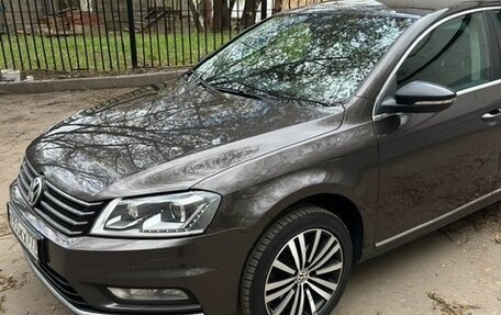 Volkswagen Passat B7, 2014 год, 950 000 рублей, 7 фотография