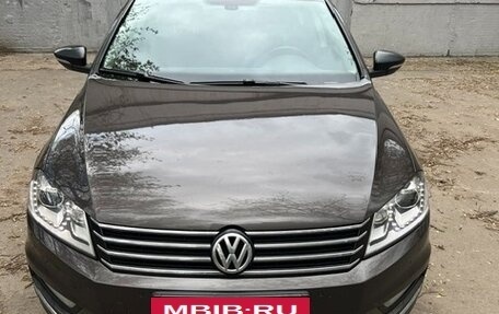 Volkswagen Passat B7, 2014 год, 950 000 рублей, 6 фотография