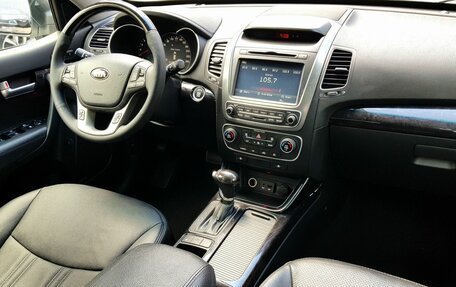 KIA Sorento II рестайлинг, 2013 год, 1 899 000 рублей, 9 фотография