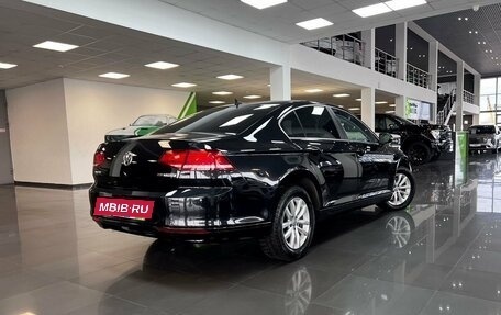 Volkswagen Passat B8 рестайлинг, 2017 год, 1 795 000 рублей, 2 фотография