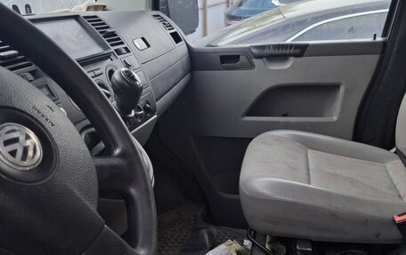 Volkswagen Transporter T5 рестайлинг, 2008 год, 488 000 рублей, 8 фотография